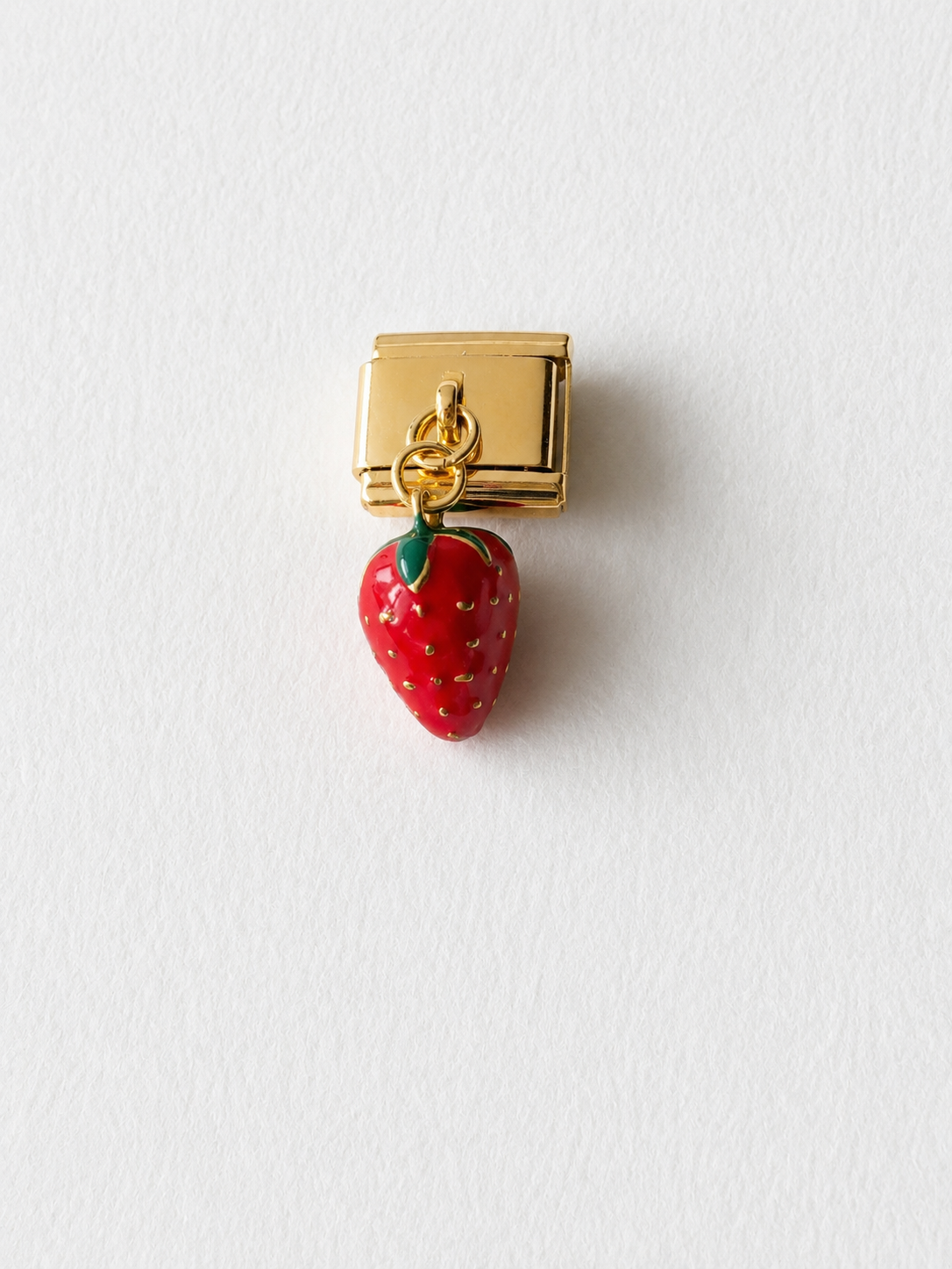 Charm fraise bracelet maillon