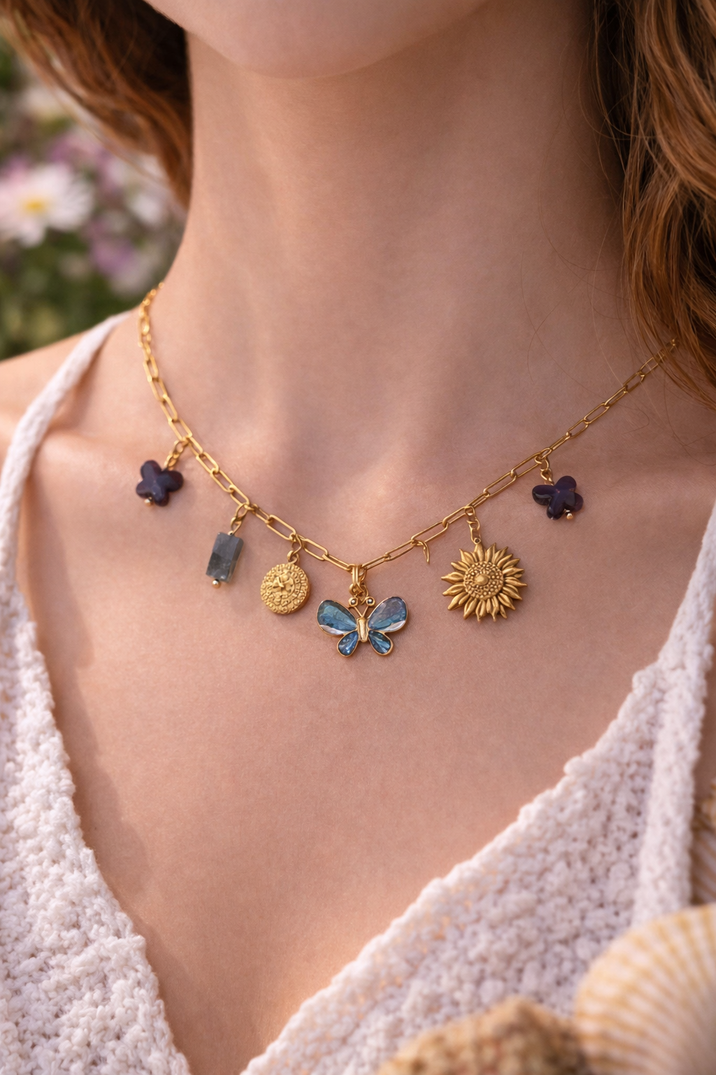 Collier papillon de nuit