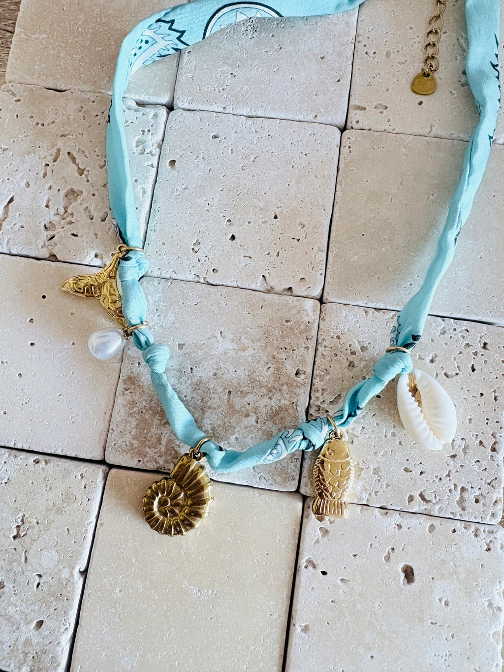 Collier Foulard motif