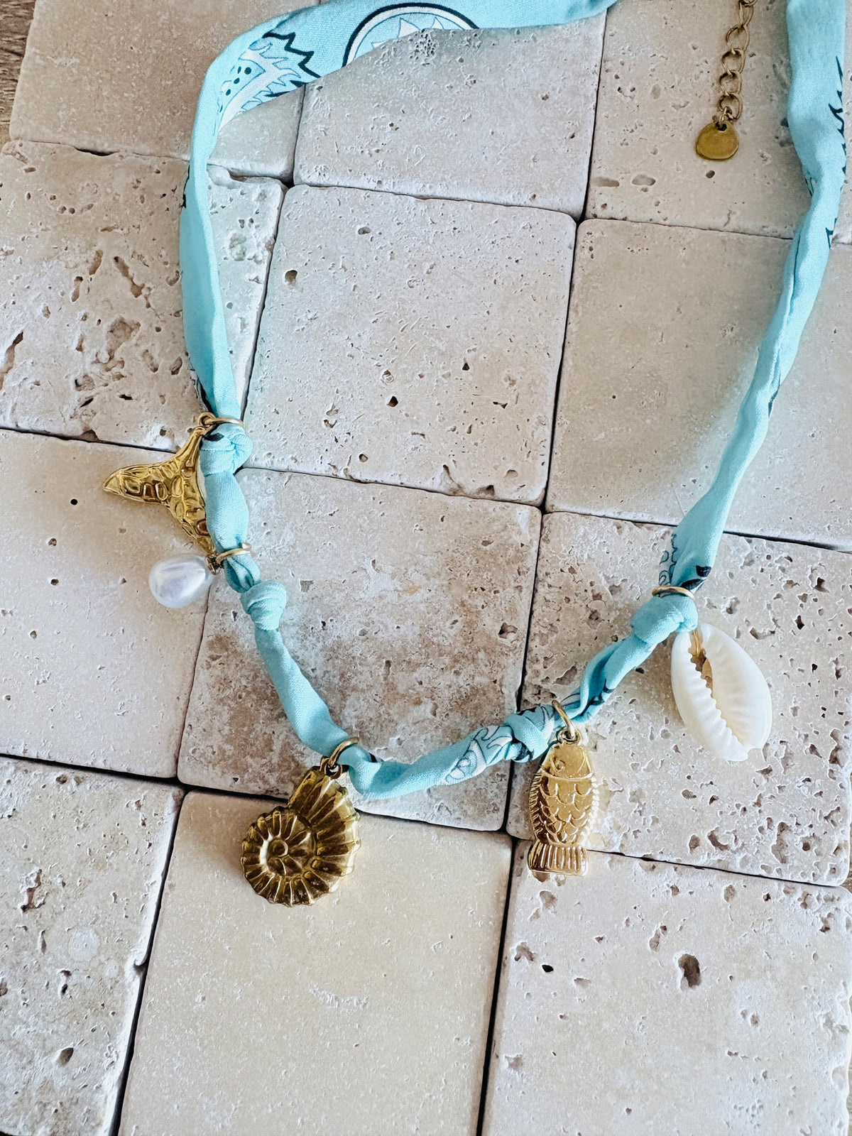 Collier Foulard motif